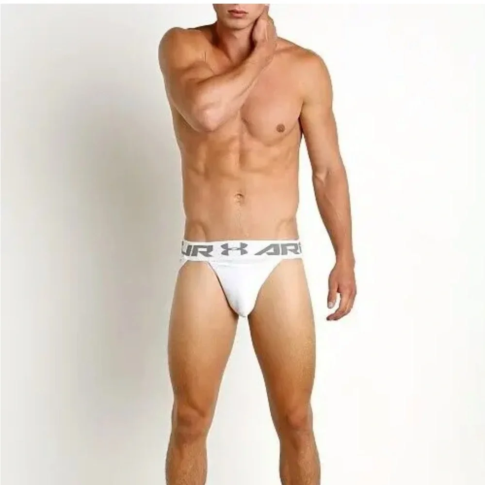 Under Armour - Picture 4 of 6